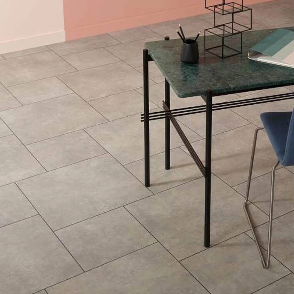 Amtico-Spacia-Monument-Concrete-Room.jpg.webp