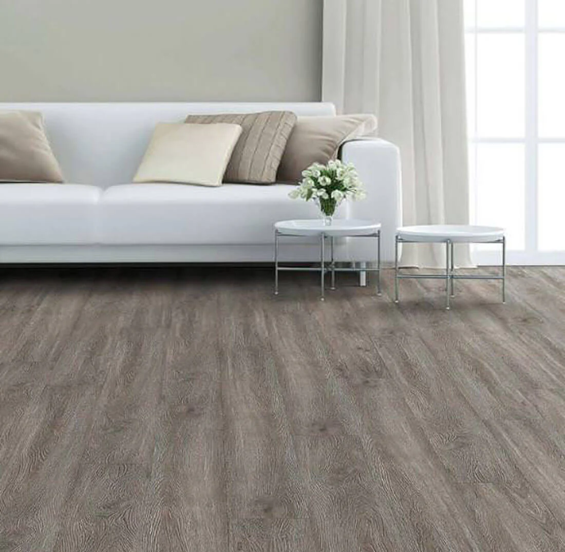 Amtico-Spacia-Sash-Oak-Room.jpg.webp