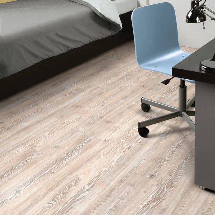 amtico-click-smart-sb5w2539-worn-ash.jpg.webp